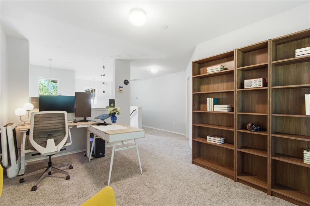 Enclaves At Silver Creek - Residential