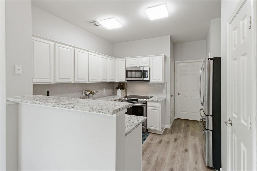 Enclaves At Silver Creek - Residential