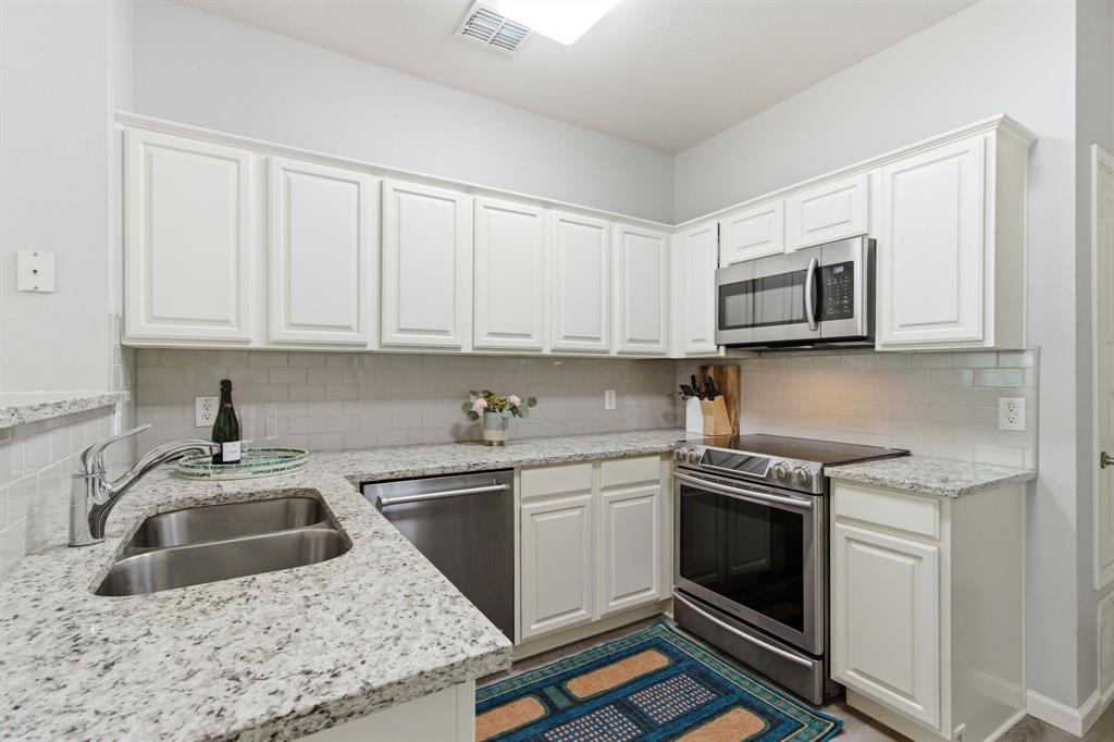 Enclaves At Silver Creek - Residential
