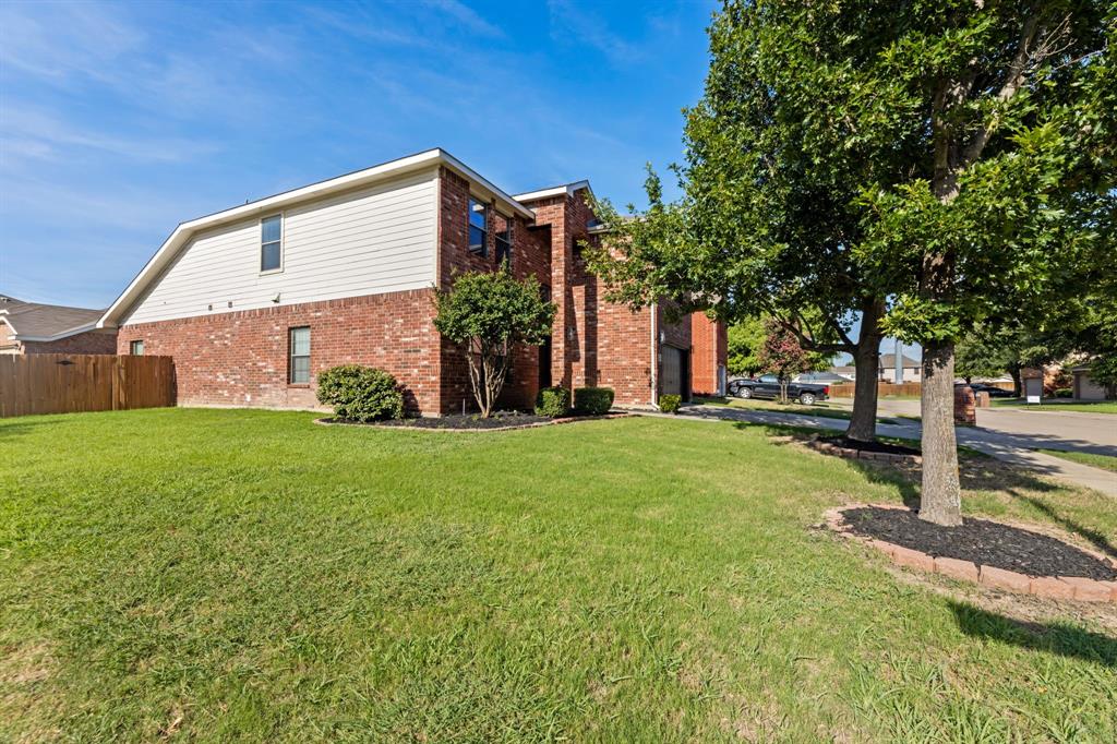 4416 Blooming Court