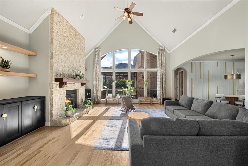 5675 Beacon Hill Drive