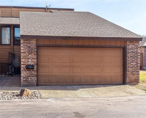 A home in Farmers Branch