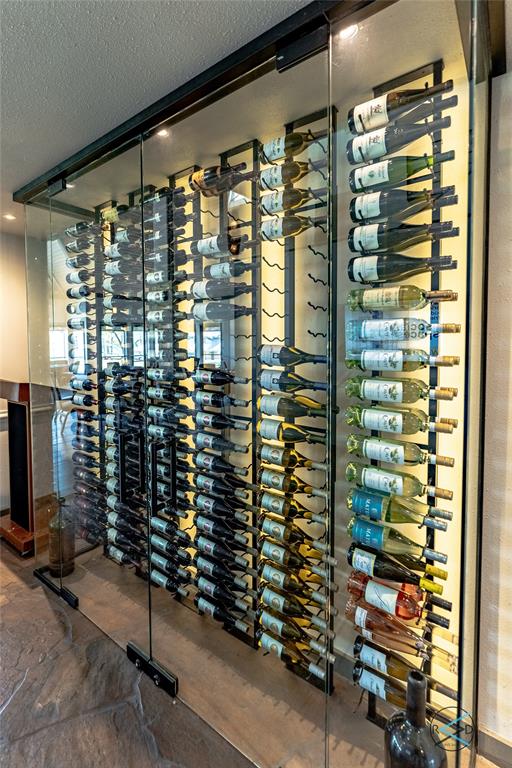 Pinnacle Club - Land