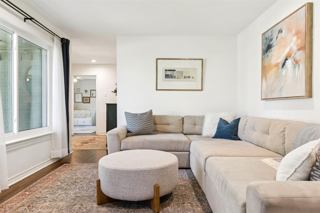 10016 Linkwood Drive