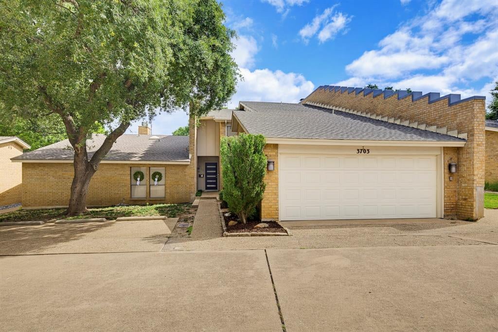 3703 Hulen Park Drive