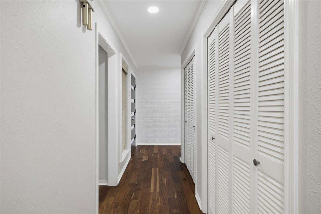 3703 Hulen Park Drive
