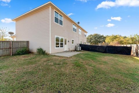 A home in Mabank