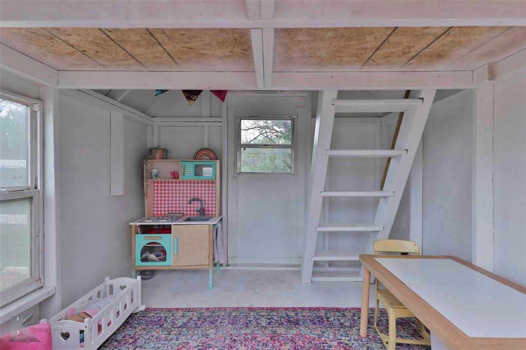 A Greenwal L Surv #64 - Residential