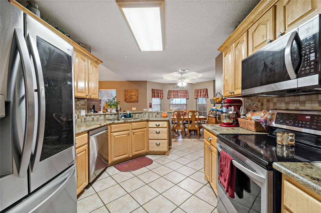 3356 FARM ROAD 1502