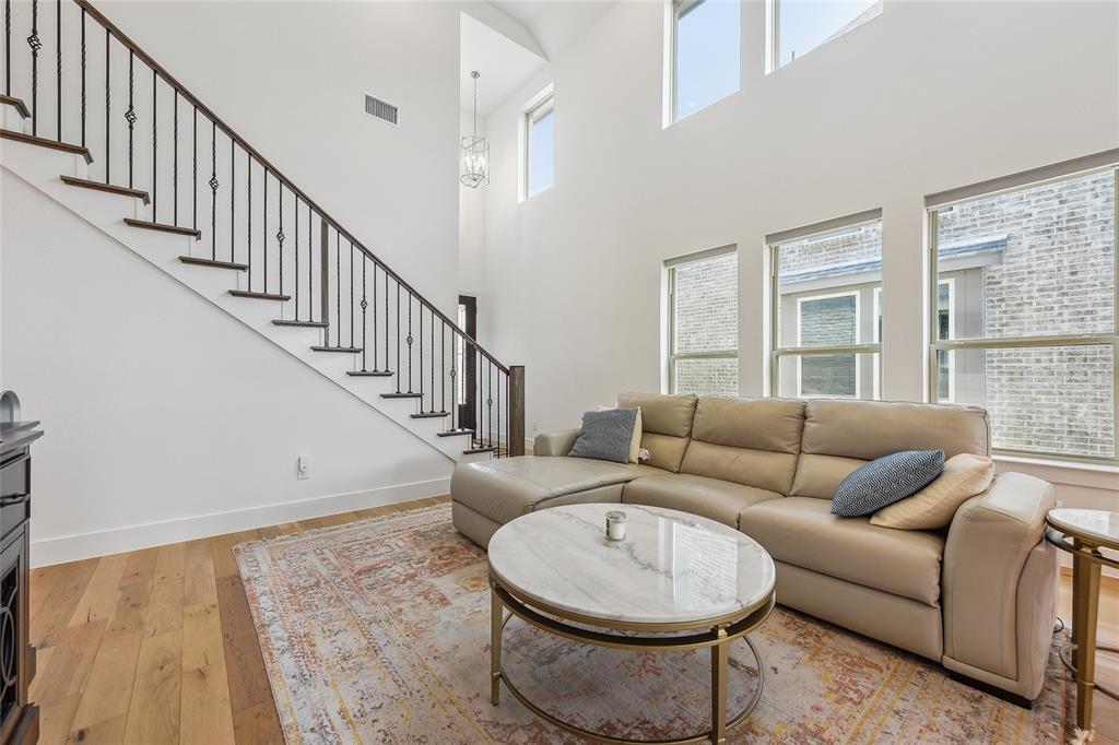 3926 Stars Street