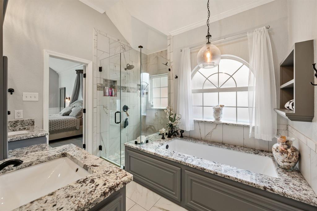 3036 Creekview Drive