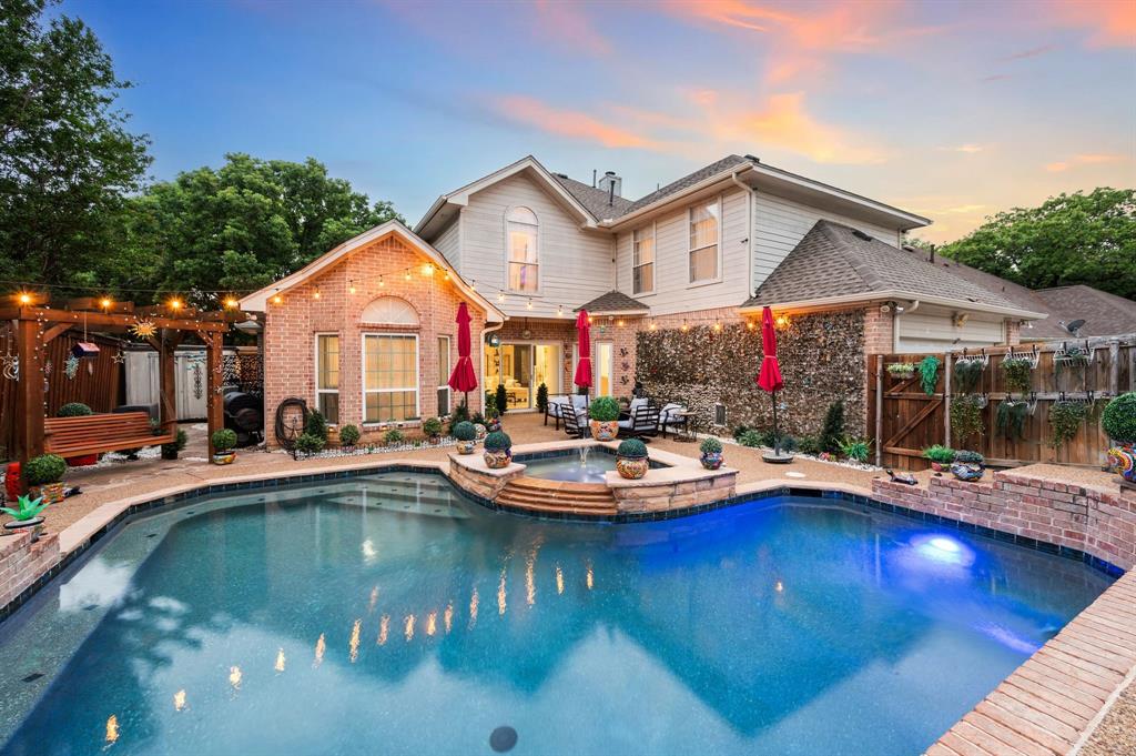 3036 Creekview Drive