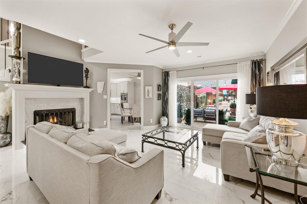 3036 Creekview Drive