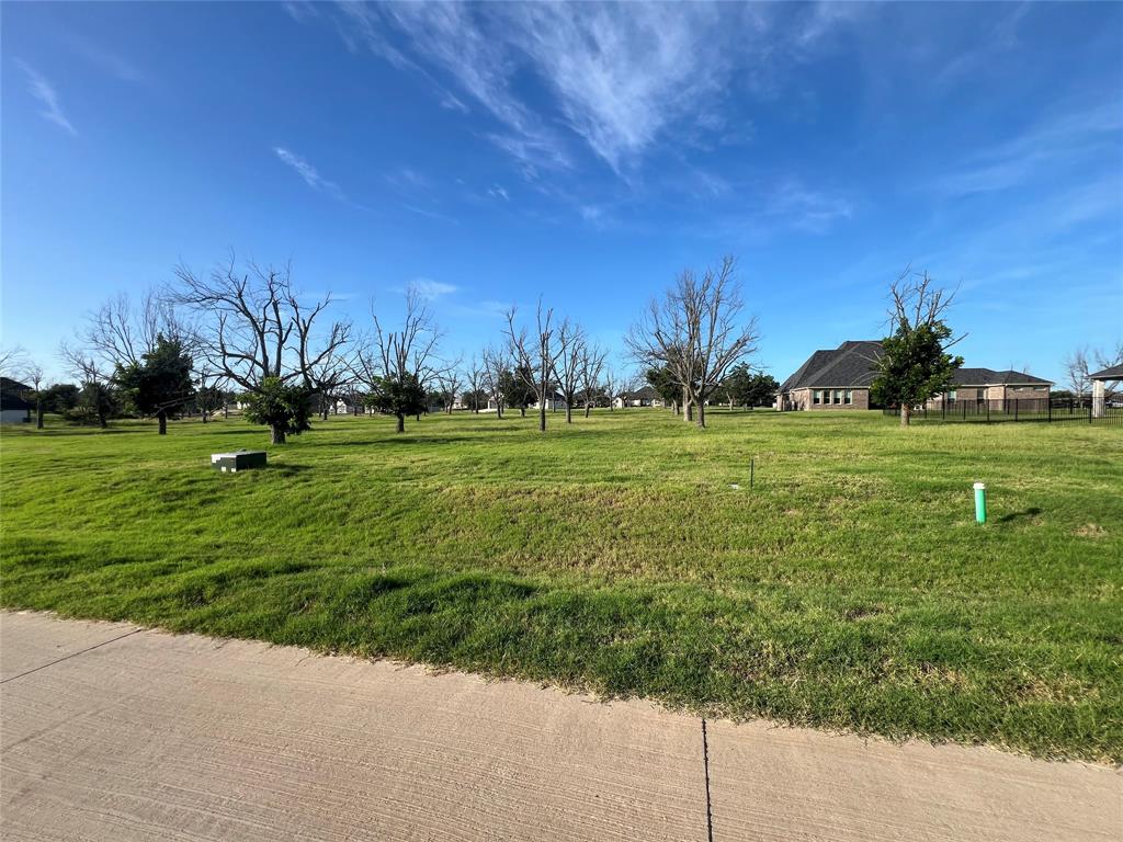 2705 Village Road