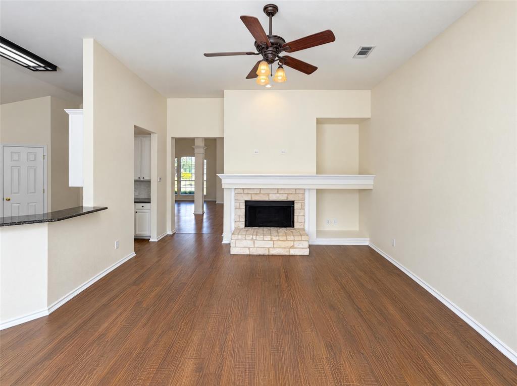 Photo of 9911 Max Lane, Frisco, TX 75035 (MLS # 21422653)