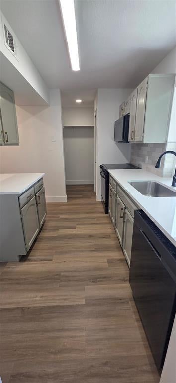 5700 Saddleback Circle