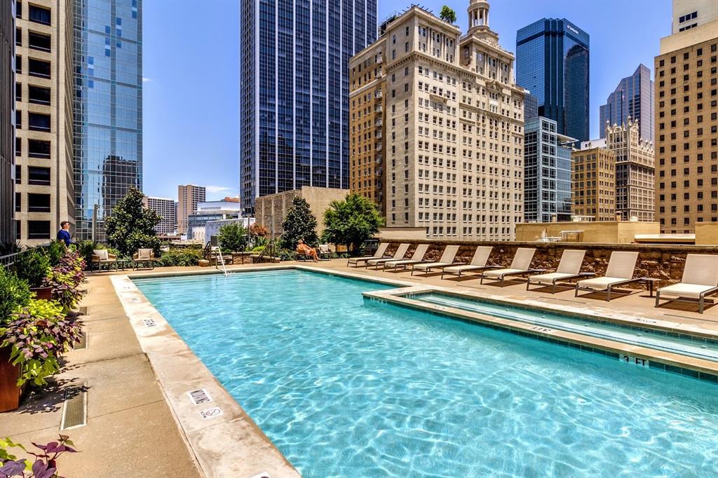 Metropolitan @ 1200 Main St - Residential