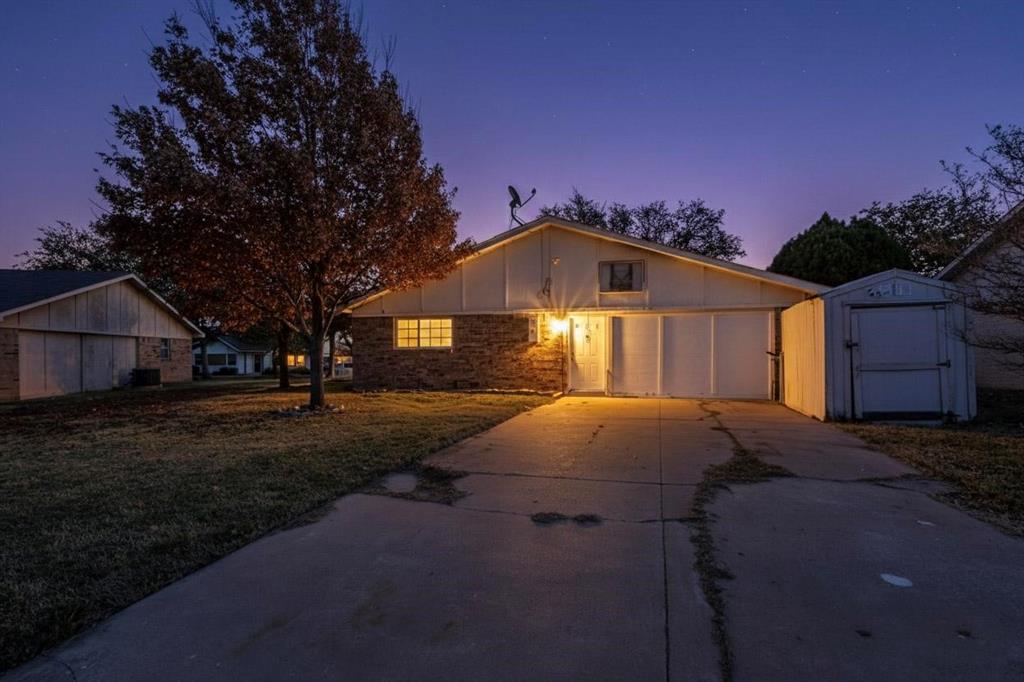 Woodlake 1 - Residential