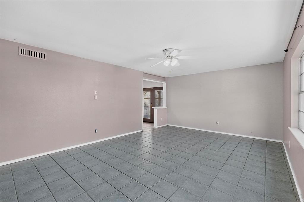 Woodlake 1 - Residential