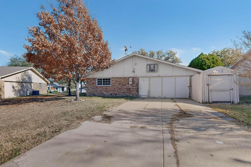 Woodlake 1 - Residential