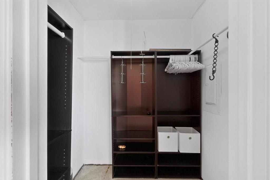 Woodlake 1 - Residential