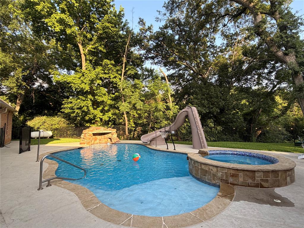 1125 Shady River Court S