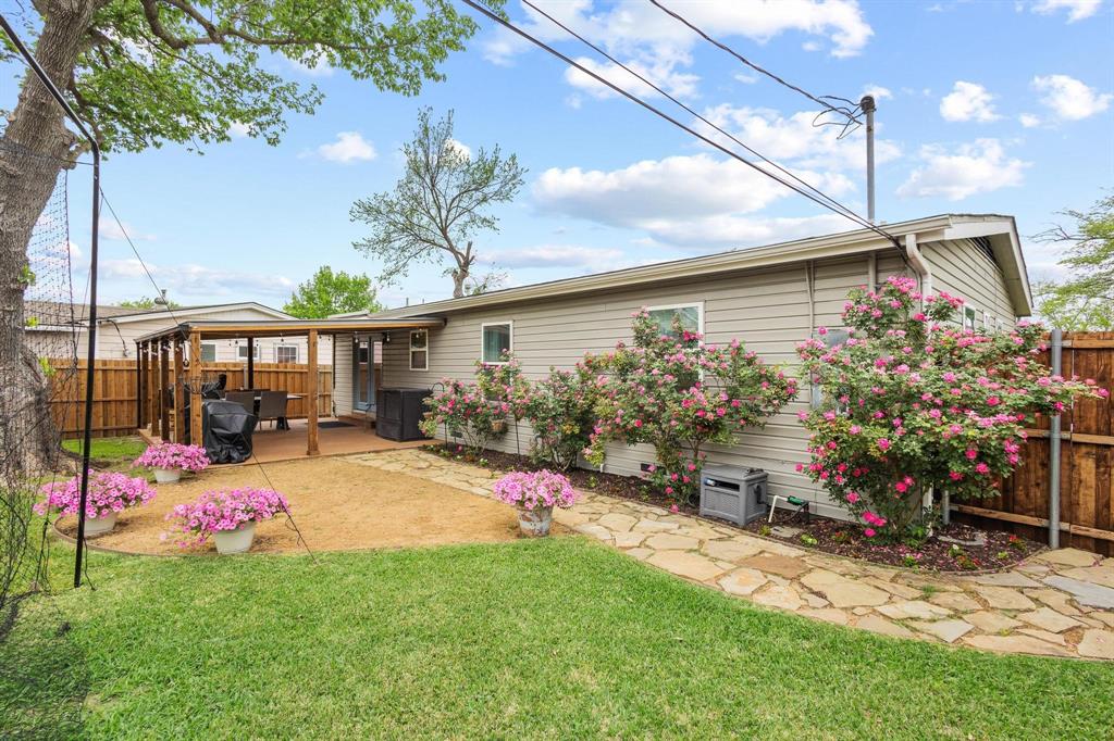 Valwood Park 04 - Residential