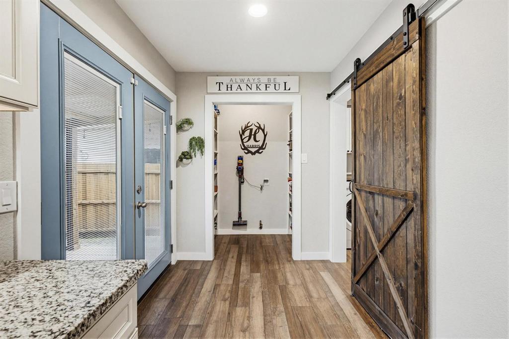 Valwood Park 04 - Residential