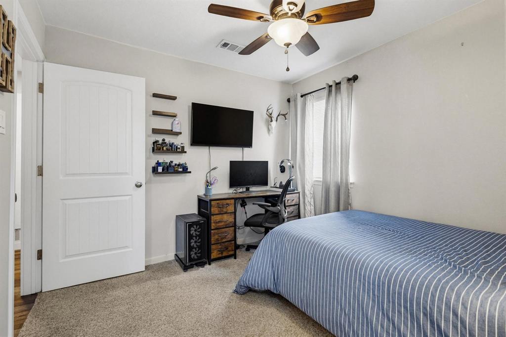 Valwood Park 04 - Residential