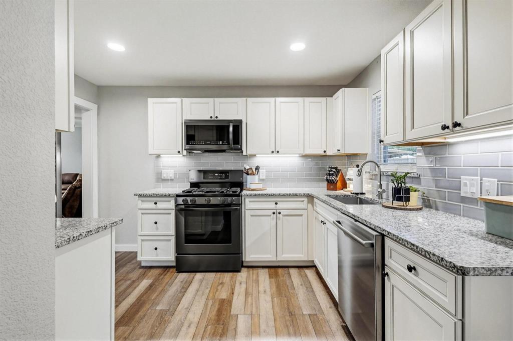 Valwood Park 04 - Residential