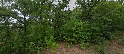 Photo of 11 Round Hill Court, Runaway Bay, TX 76426 (MLS # 21246371)