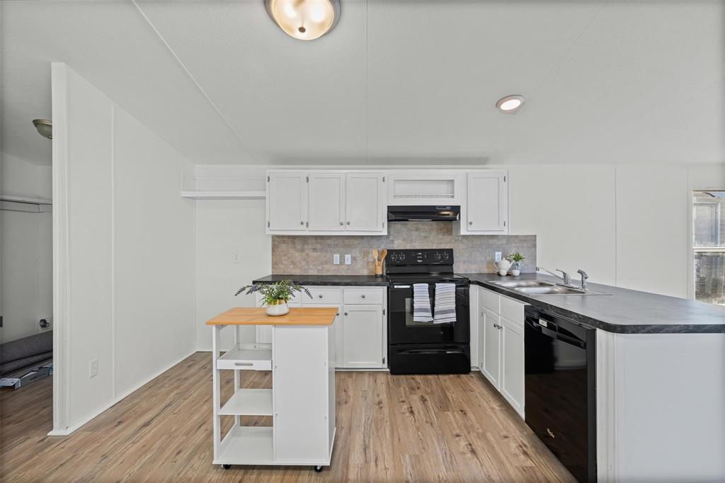 Blue Water Shores - Residential