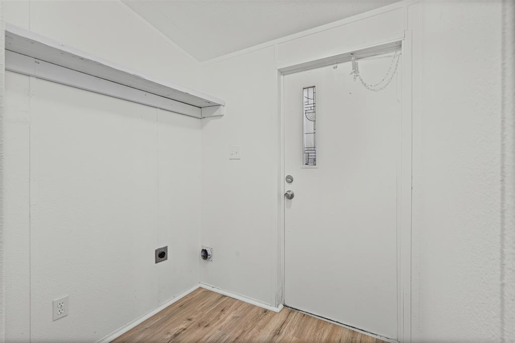 Blue Water Shores - Residential