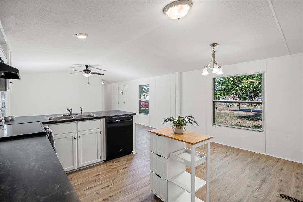 Blue Water Shores - Residential