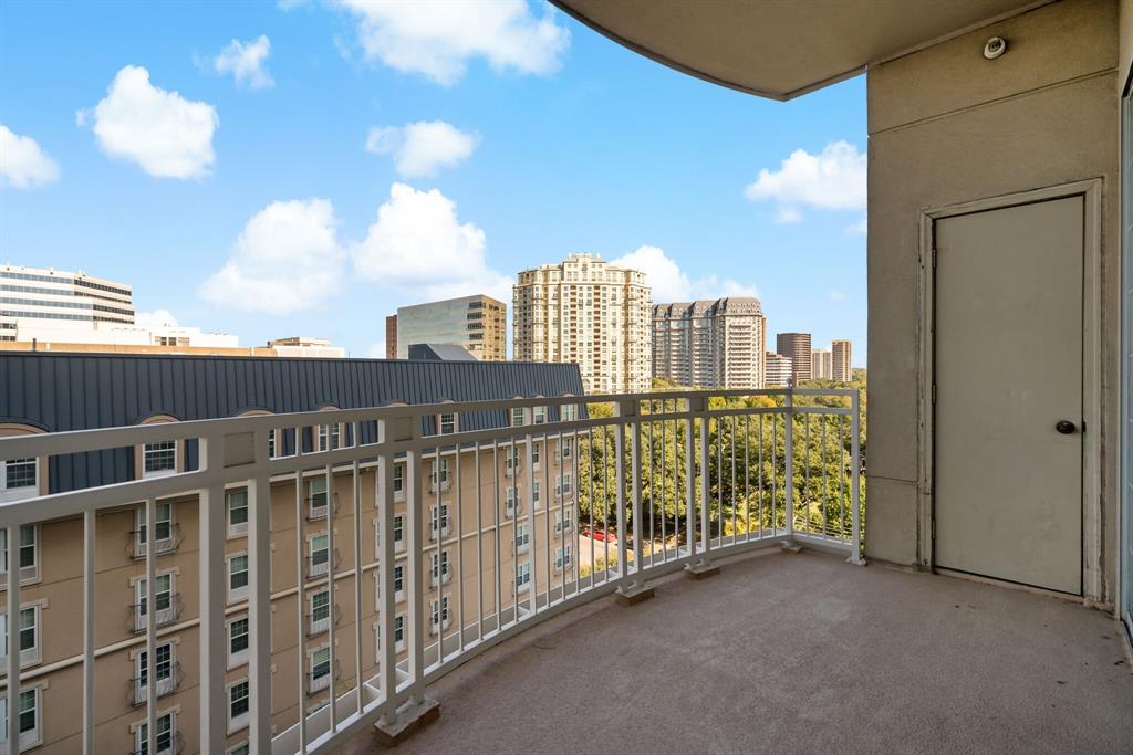 3225 Turtle Creek Boulevard 842