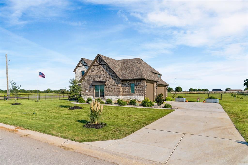 WINDHAVEN FARMS PHASE 1 & 2 - Residential