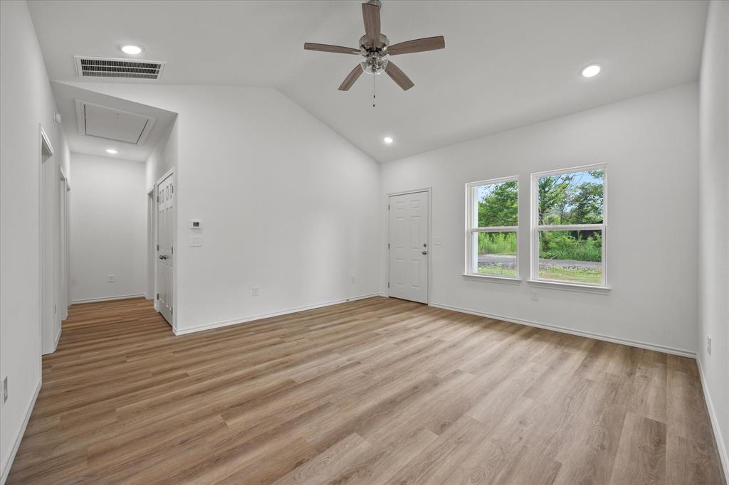 405 Vista Meadows
