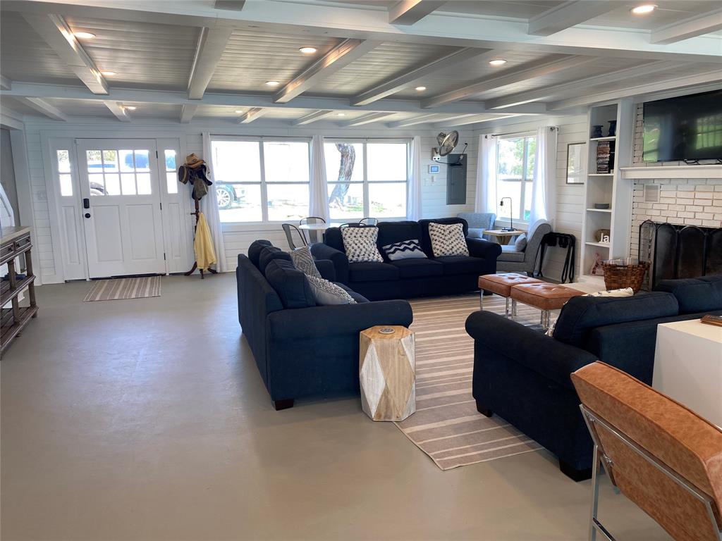 Pk Lake - Residential