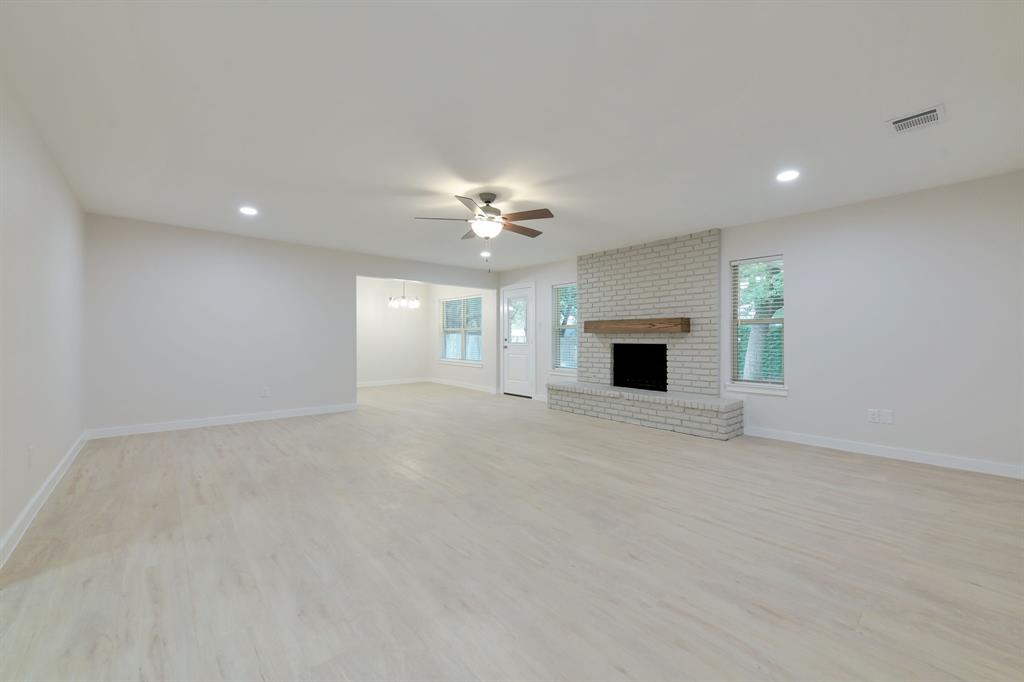 2717 Meadow Green