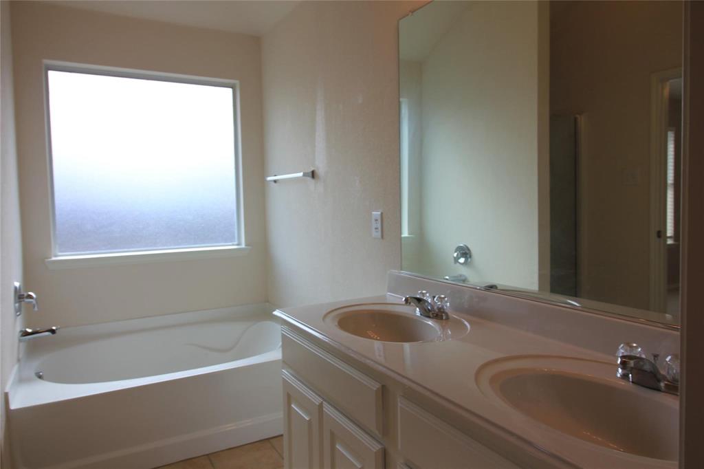 Sendera Ranch - Residential Lease