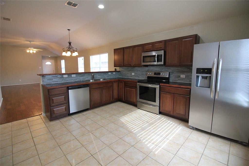 Sendera Ranch - Residential Lease