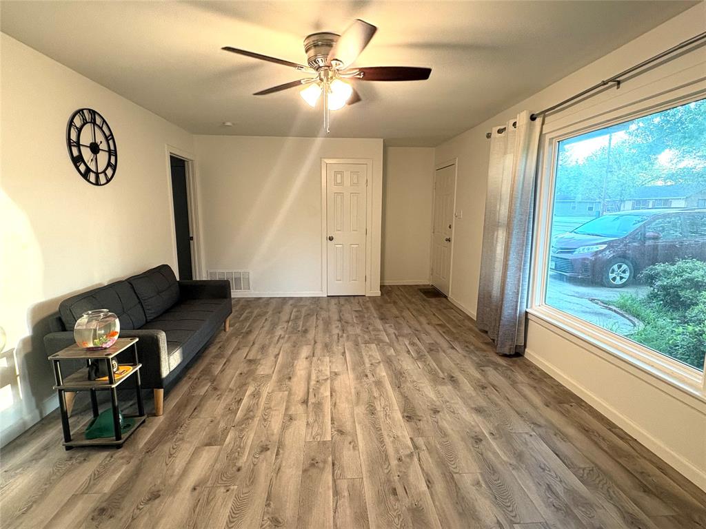 1109 N Howeth Street