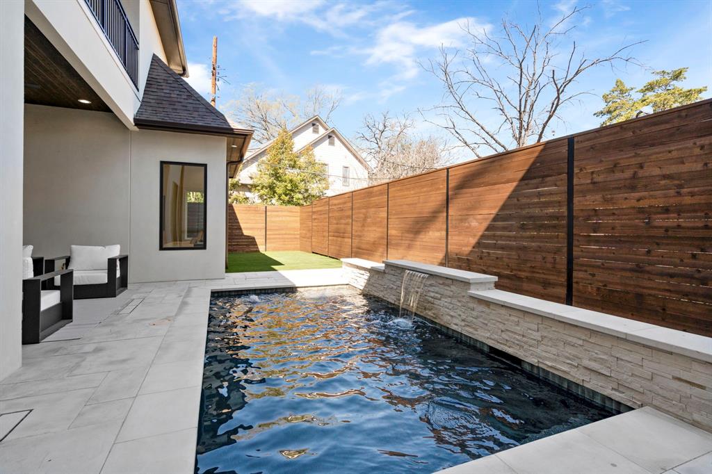 Lakeshore Hills Rev - Residential