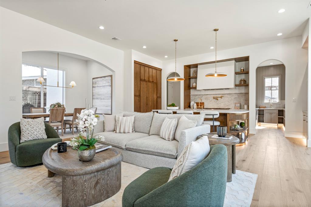 Lakeshore Hills Rev - Residential