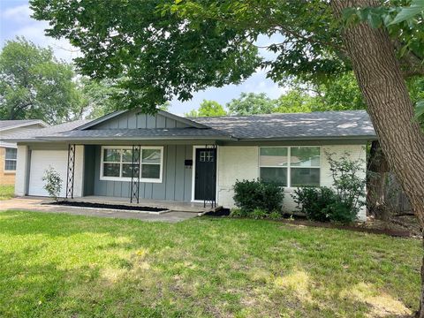 A home in Farmers Branch