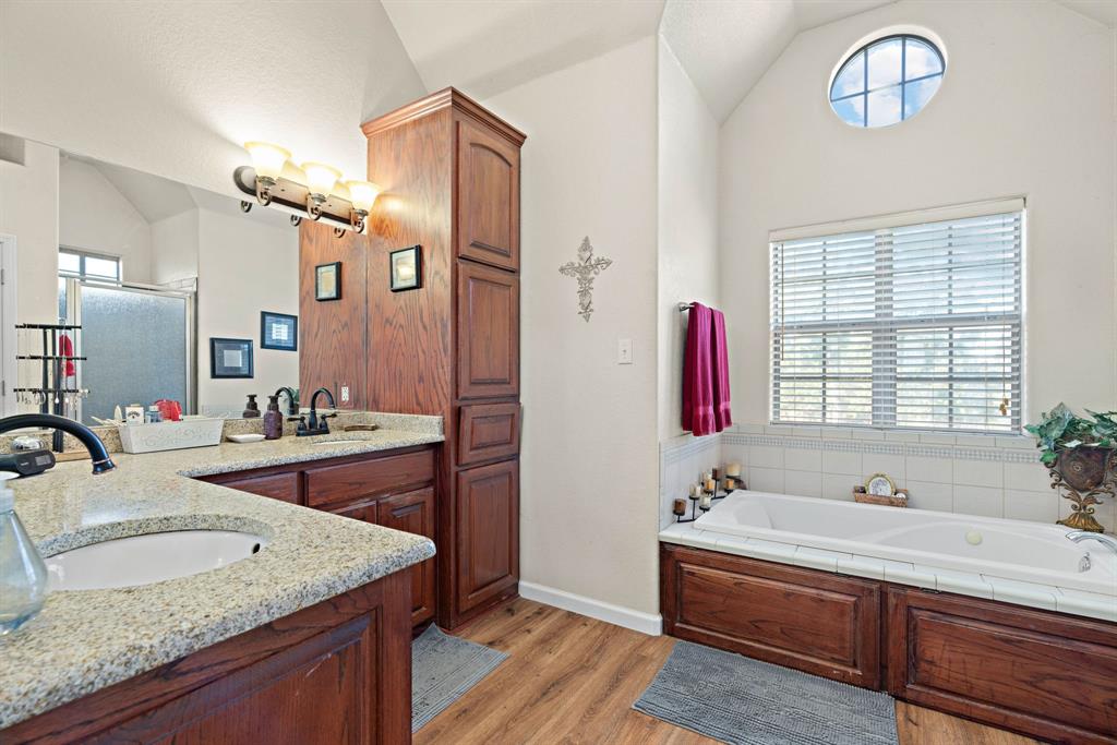 Browns Mountain - Residential