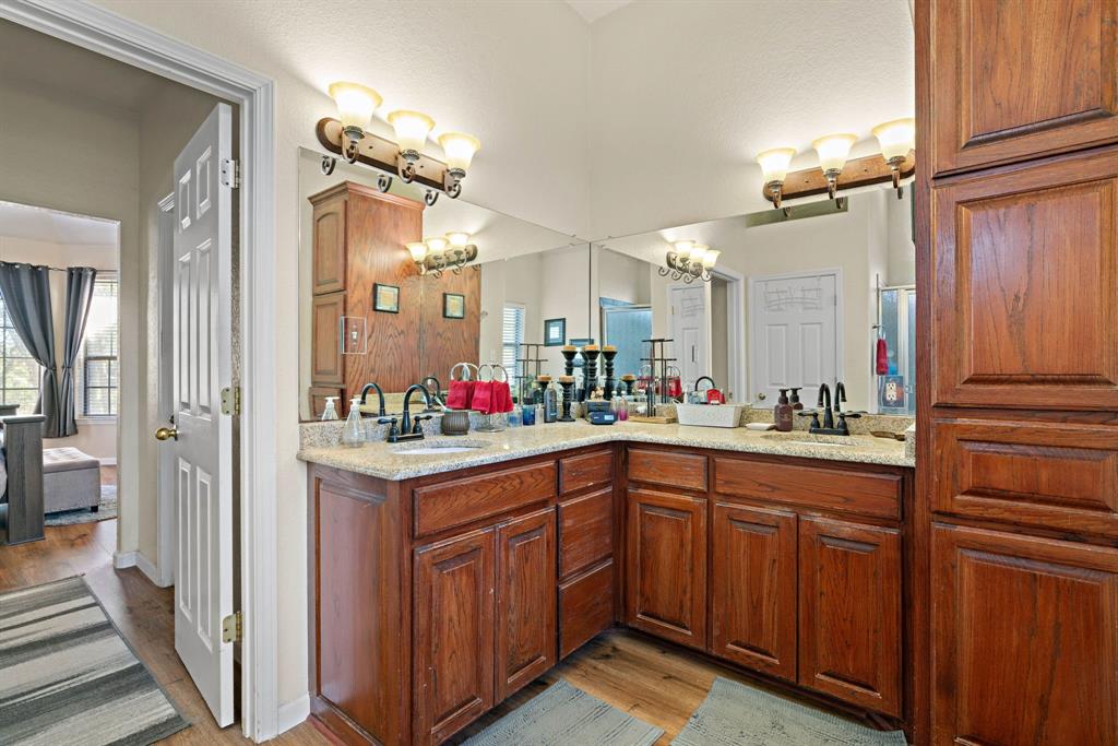 Browns Mountain - Residential