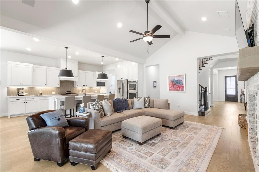 Painted Tree East Showcase Lts - Residential