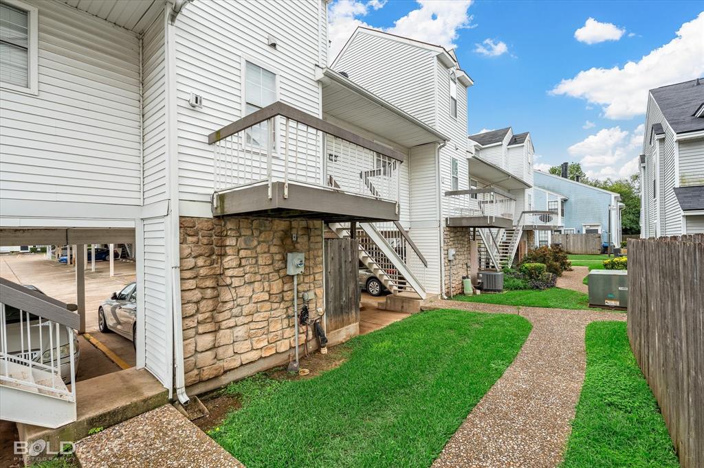 Shreveport, Louisiana 71115, United States, 2 Bedrooms Bedrooms, ,2 BathroomsBathrooms,Residential,Pending,140659