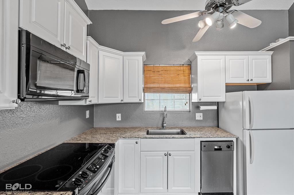 Shreveport, Louisiana 71115, United States, 2 Bedrooms Bedrooms, ,2 BathroomsBathrooms,Residential,Pending,140659